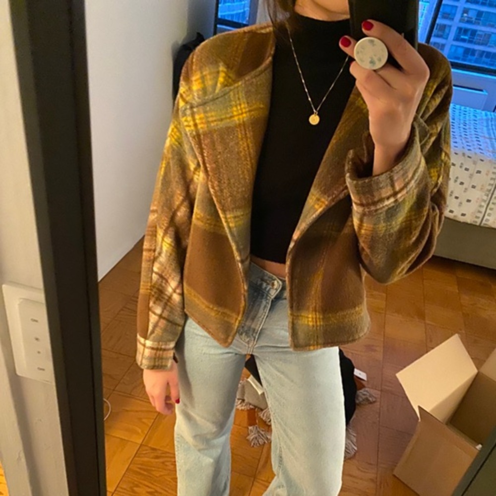 Greylin Dasia Oversized Cropped Jacket in a Multi-color plaid - Picture 13 of 13